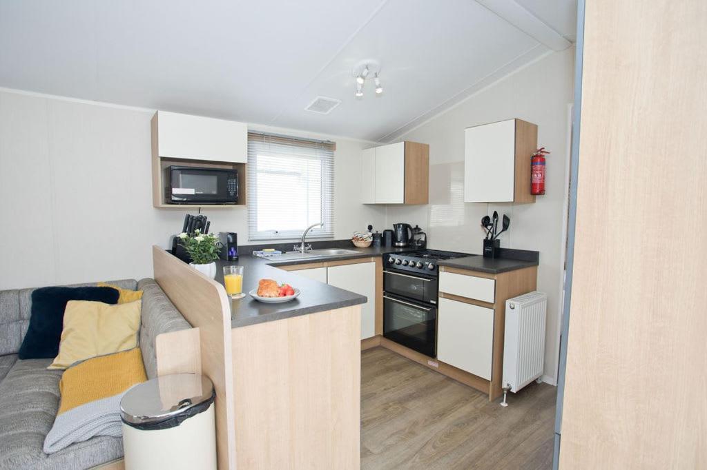 Luxury Holiday Retreat Set Within Oakdene Forest - Park Activities Pass Included Free! Saint Leonards Eksteriør billede