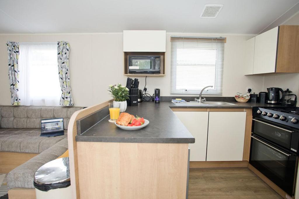 Luxury Holiday Retreat Set Within Oakdene Forest - Park Activities Pass Included Free! Saint Leonards Eksteriør billede