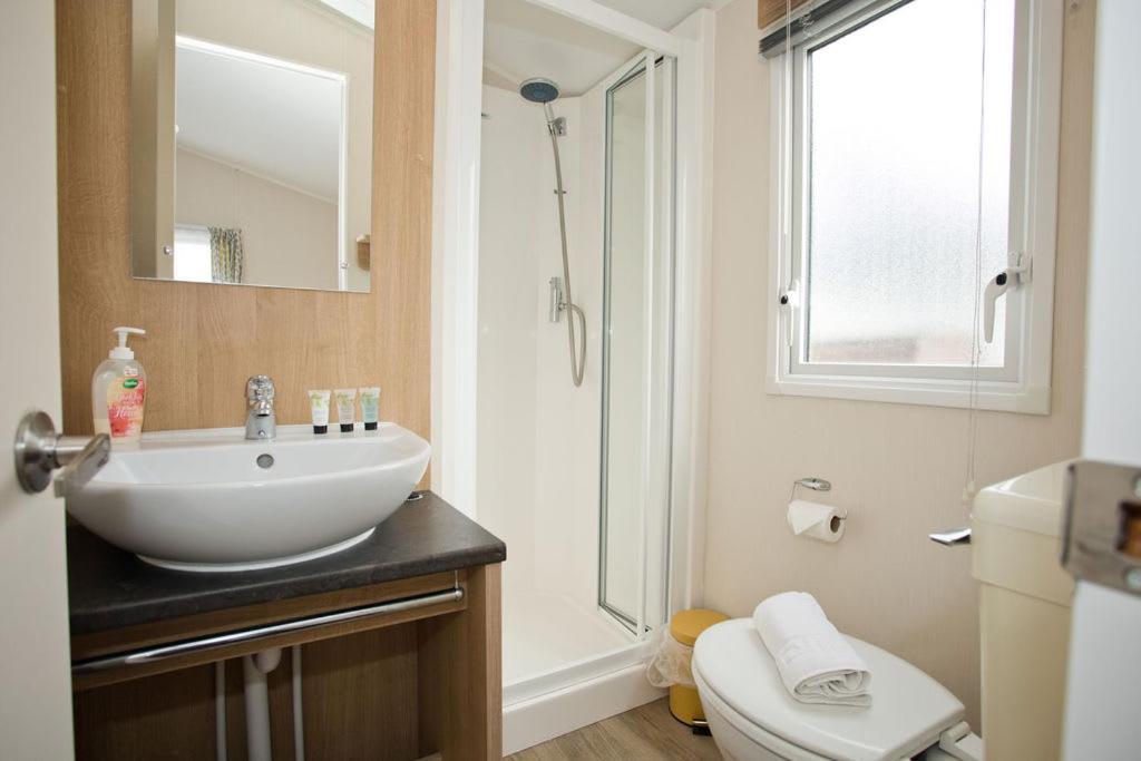 Luxury Holiday Retreat Set Within Oakdene Forest - Park Activities Pass Included Free! Saint Leonards Eksteriør billede